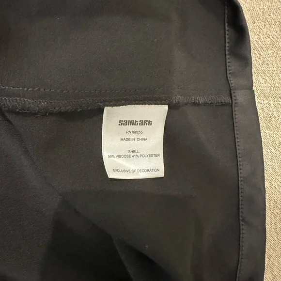 SAINTART Finn V-neck Charmeuse top - Picture 3 of 6